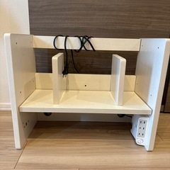 電源付き本棚