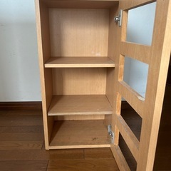 収納棚の画像