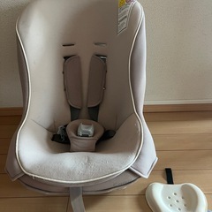コンビ チャイルドシート
