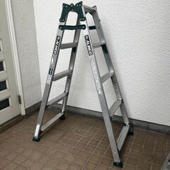 アルインコ　伸縮脚付はしご兼用脚立　PRT150FX　詳細は添付...