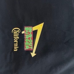 【現地購入 新品未使用品】IN-N-OUT ブラック Tシャツ XXLサイズの画像