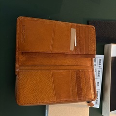 値下げ/新品／長財布／本革の画像