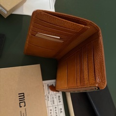 値下げ/新品／長財布／本革の画像