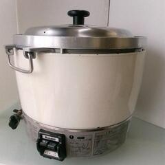 Rinnai ガス炊飯器 　中古品　3升　RR-30S1 LPガ...