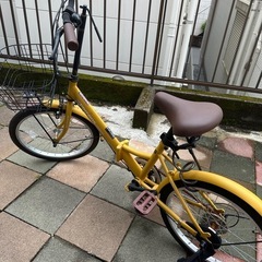 折りたたみ自転車黄色