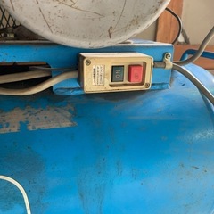 コンプレッサー　明治　GH-1A 59ℓ 800 kPa ホース　動作品　清掃　空気入れ　ボール　圧力 の画像