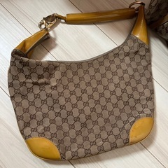 GUCCIのカバン