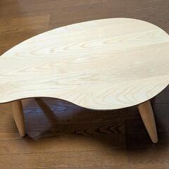 雲の形のキッズテーブル