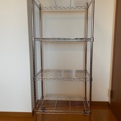 スチールラックの画像