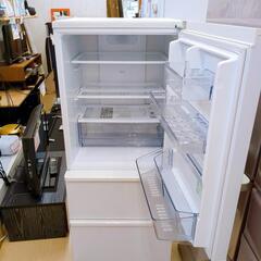 AQUA 3ドア冷蔵庫 AQR-27M(W) 272L (2019年製) ホワイトカラー 動作確認済み【こちらは店舗です。浜村鹿野温泉ICから3分 買取本舗 宮本リサイクル 営業時間9～19時 定休日水曜のみ←連絡できませんm(_ _)m】の画像