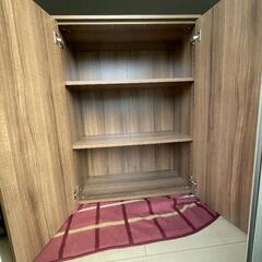 収納棚(7000円)の画像