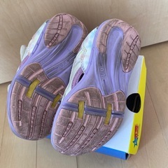 16センチ　サンダルの画像