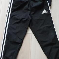 男の子 キッズ adidas上下ウィンドブレーカー120cmの画像