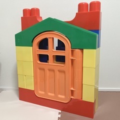 ピープル 全身でブロック