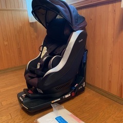 お取引中　
チャイルドシート クルリラ　ISOFIX