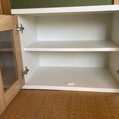食器棚の画像
