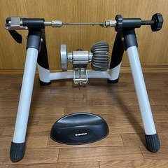 固定ローラー台
GIANT CYCLOTRON FLUID STの画像