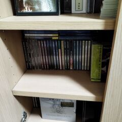 最終値下げ価格、私自身が所有している自宅のCDやレコードをJ-popを除いて全て売却します。よろしくお願いいたします。転売も可能です。引き取り限定です。先に問い合わせお願いいたします。の画像