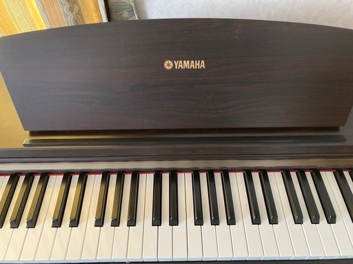 ヤマハ　デジタルピアノ　YDP-123 椅子付き