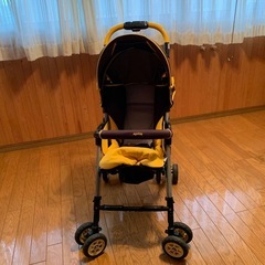 アップリカ　　ベビーキャリア　中古の画像