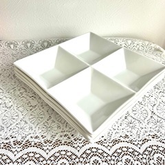 【値下げ】オシャレな陶器製4分割プレート　4皿セットの画像
