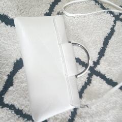 ★新品★未使用 蛇柄 ホワイト ショルダーバッグの画像