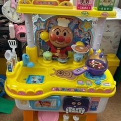 アンパンマンキッチン（音、動き、火の光などあり）