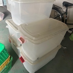 収納箱
の画像