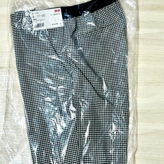 【新品未使用】ユニクロ　ギンガムチェック アンクル丈パンツ　ダークグレイ　UNIQLOの画像