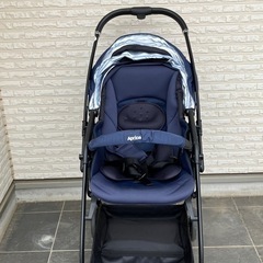 Aprica A型ベビーカーの画像