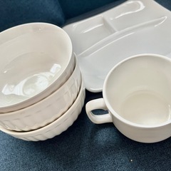 白い食器　陶器　ボウル　プレート　8点セットの画像