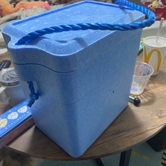 決まりました！発泡容器の画像