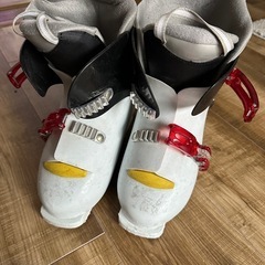 スキー靴　23.5