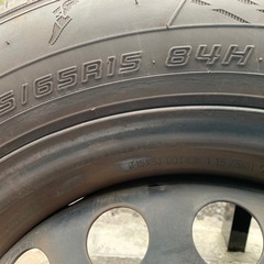 175/65/15 65R15 グッドイヤー　エフィシェントグリップ　2022年製　鉄ホイール付き　15インチ　5J  カローラフィールダー等の画像