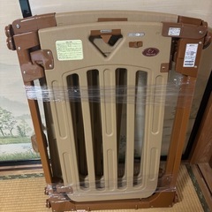 日本育児　ベビーゲート　２つ　