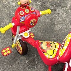 美品●M＆M ジョイパレット★アンパンマン 三輪車 デラックス★カジ切り＆日除け幌付◎おまけアンパンマンギター・GOGOハンドル他大量◎の画像