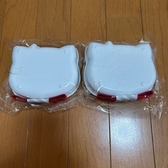 新品！キティちゃん　ランチボックス2個セットの画像