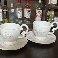 アンティークのようなティーカップ