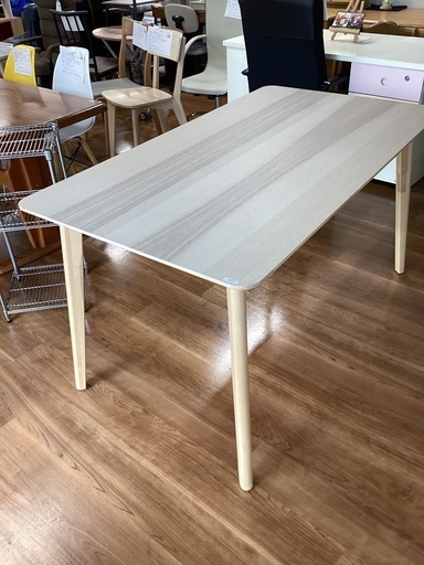ダイニングテーブル〈IKEA〉【町田市再生家具】250572