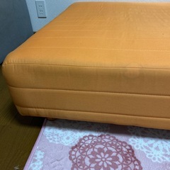 ベッド
の画像