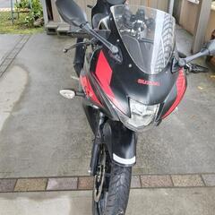 スズキ中古バイクGSXR125本体、スマホホルダー、盗難防止ロッ...