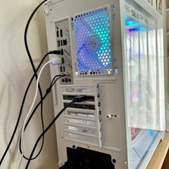 【美品】自作ゲーミングwhitePCの画像