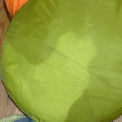 ポップアップテント　グリーン