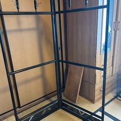 衣桁　漆塗り
