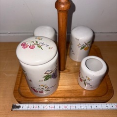 GYP0522 調味料入れセット　醤油　塩　胡椒　爪楊枝　陶器　花