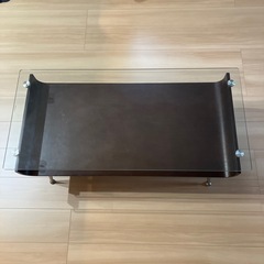 ガラステーブル