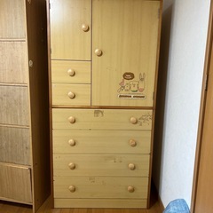ベビータンス