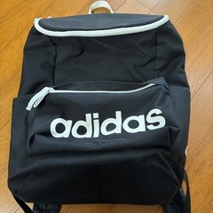 adidasリュック