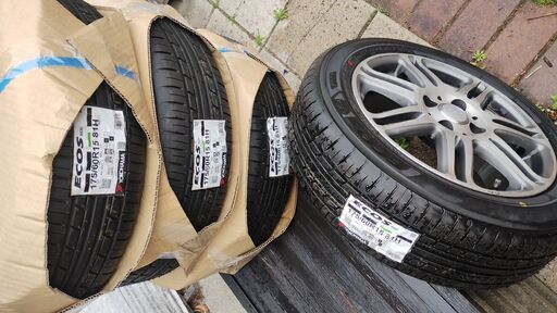 新品 175/60R15 2/4 4本 タイヤ ホイール セット 夏タイヤ 4穴 新品 175/60R15 2/4 4本 タイヤ ホイール セット 夏タイヤ 4穴
