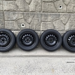 トヨタ・シエンタ　純正タイヤ・スチールホイール4本セットです